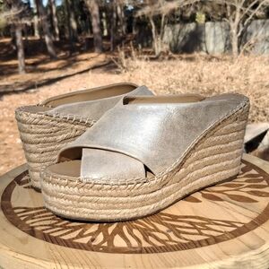 Franco Sarto Metallic Gold Leather Tiffany Platform Espadrille Wedges Size 9